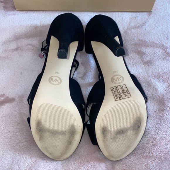 Michael Kors Francoise suede T strap sandal - Picture 6 of 6